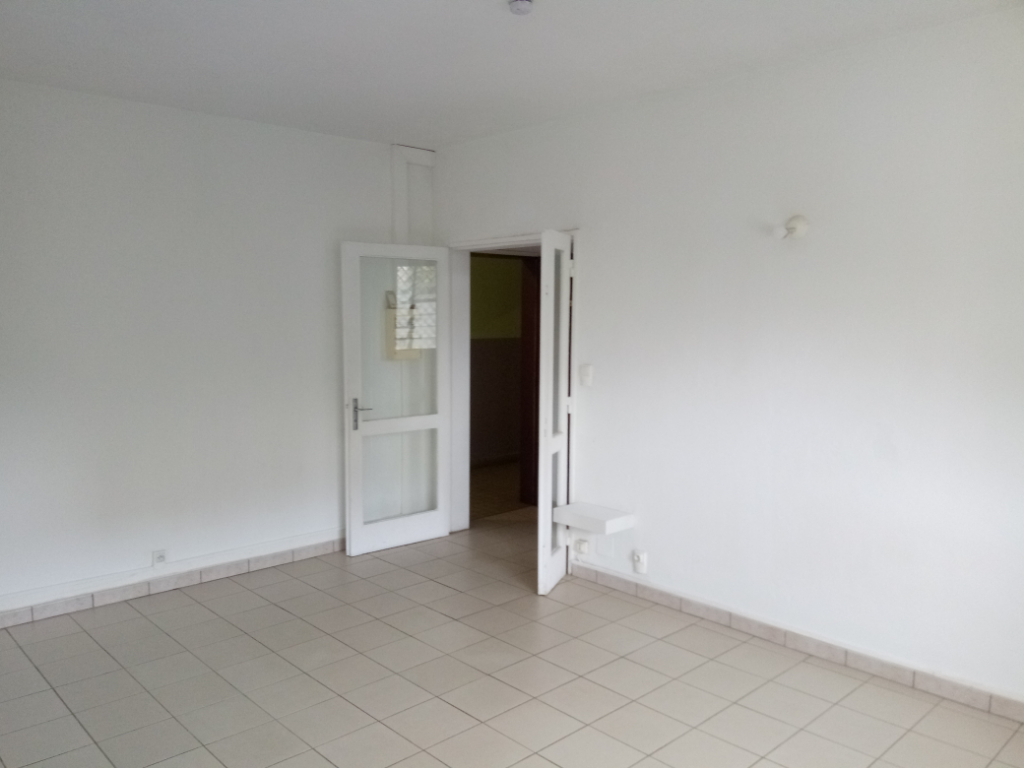 Appartement - SAINT DENIS