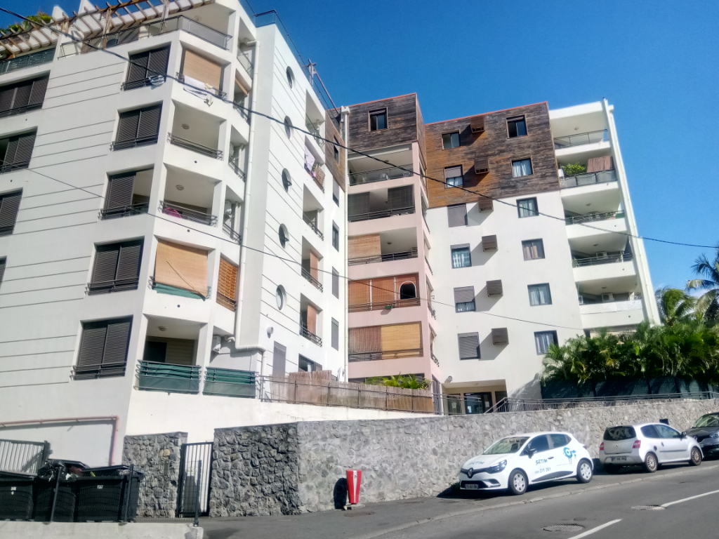 Location Appartement SAINTE CLOTILDE