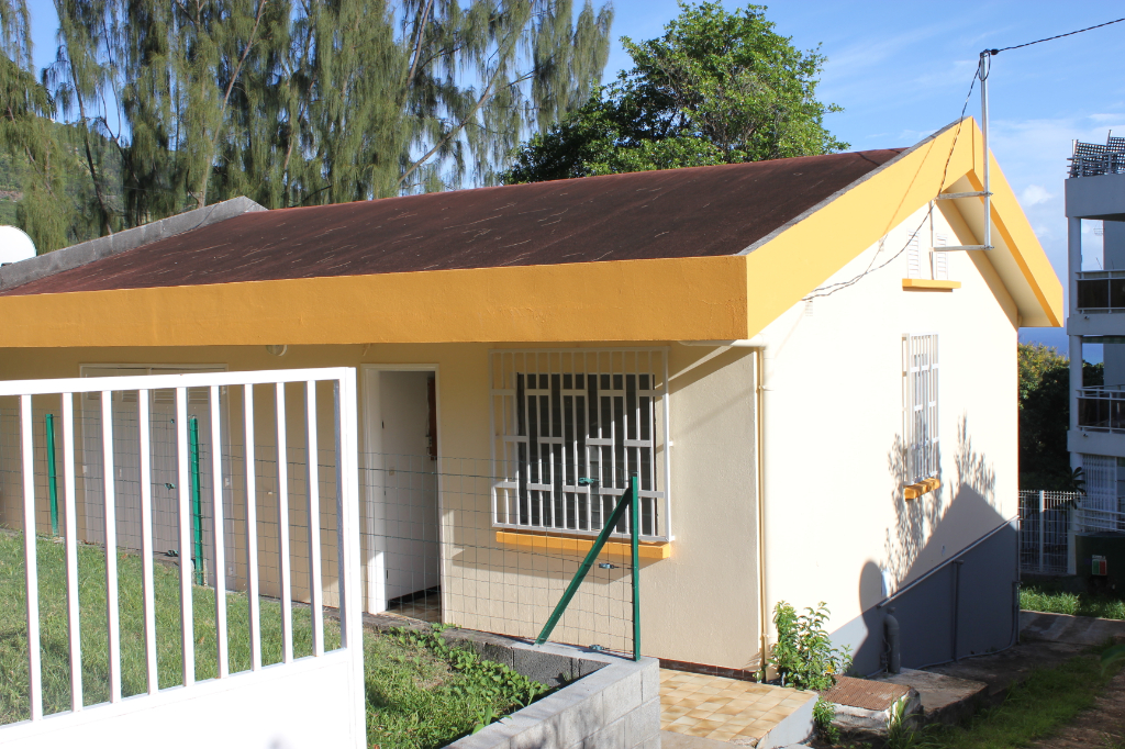 Maison-Villa - SAINT DENIS