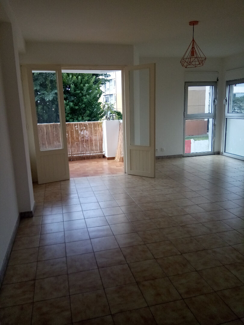 location Appartement SAINT DENIS 97400