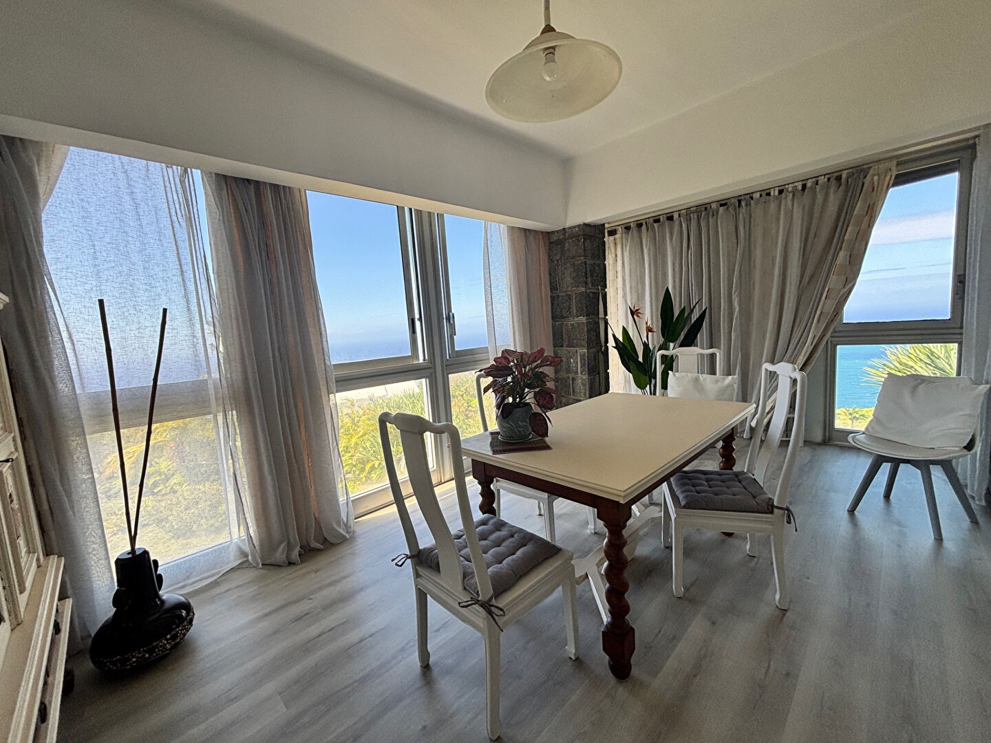 Location Maison-Villa SAINT DENIS