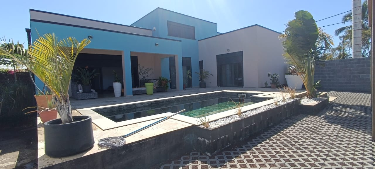 Location Maison-Villa SAINT PIERRE