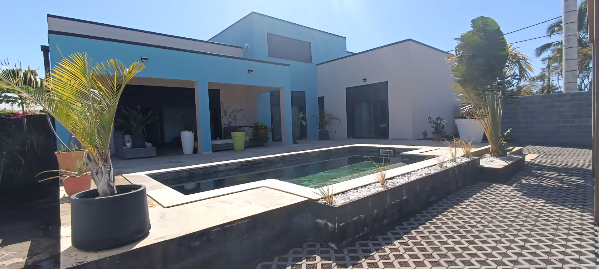 Maison-Villa - SAINT PIERRE